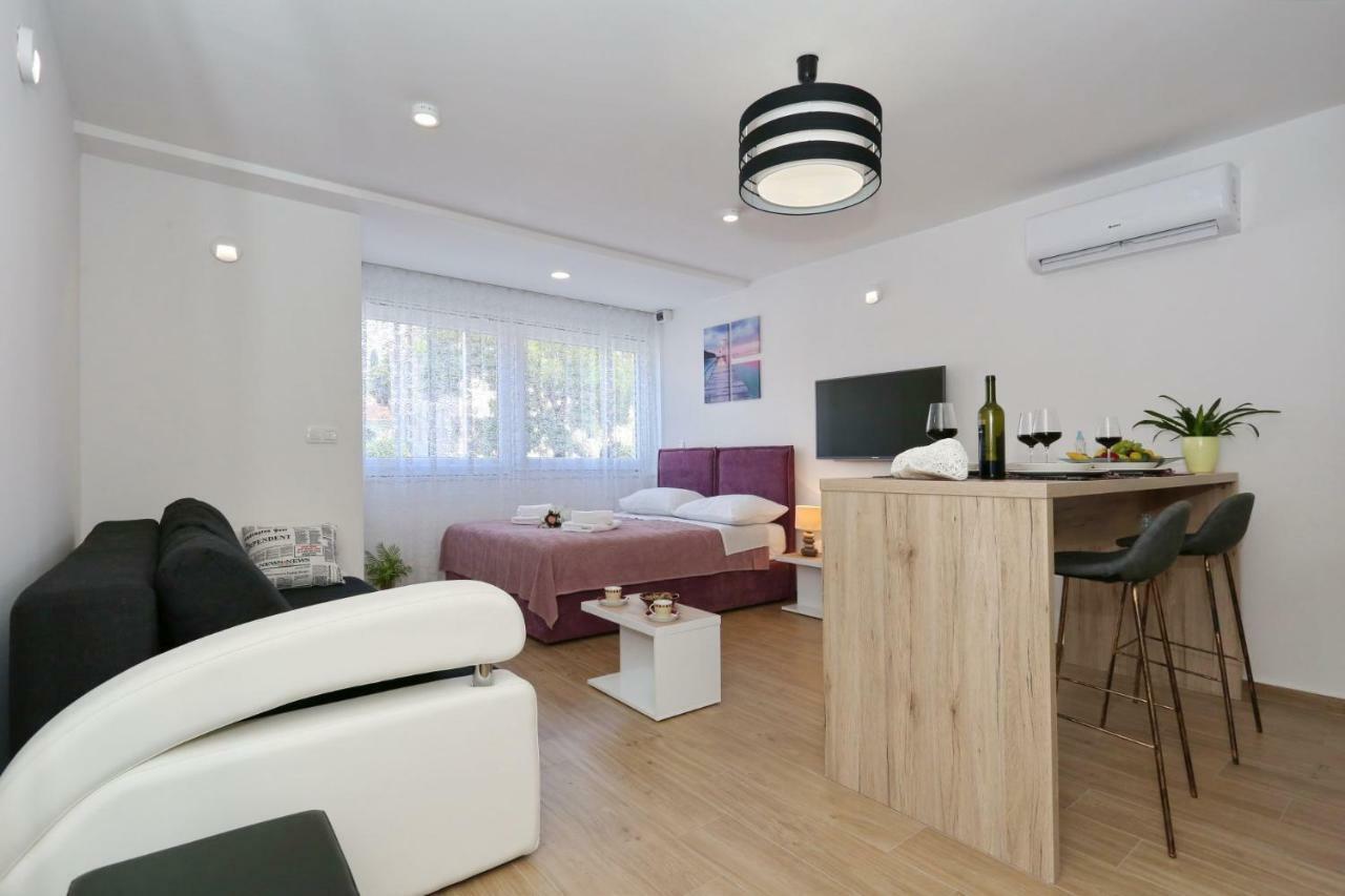 Two New Apartments By The Town Center ซาดาร์ ภายนอก รูปภาพ